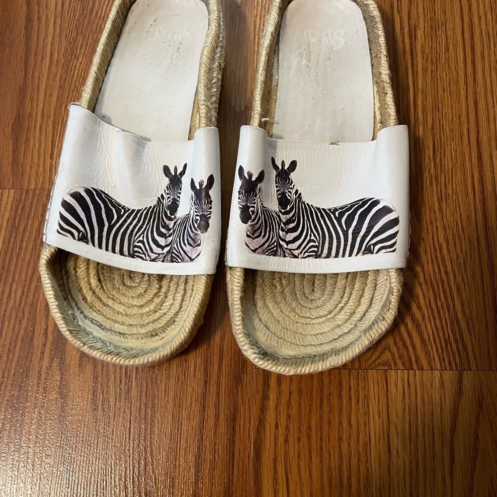 Ras Zebra Print Leather espadrilles Size 39 US Size 8.5 - Picture 4 of 7